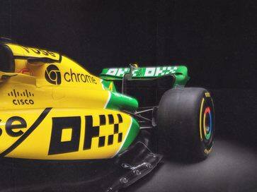 Nos unimos à McLaren Racing para homenagear o legado de Senna em Mônaco.