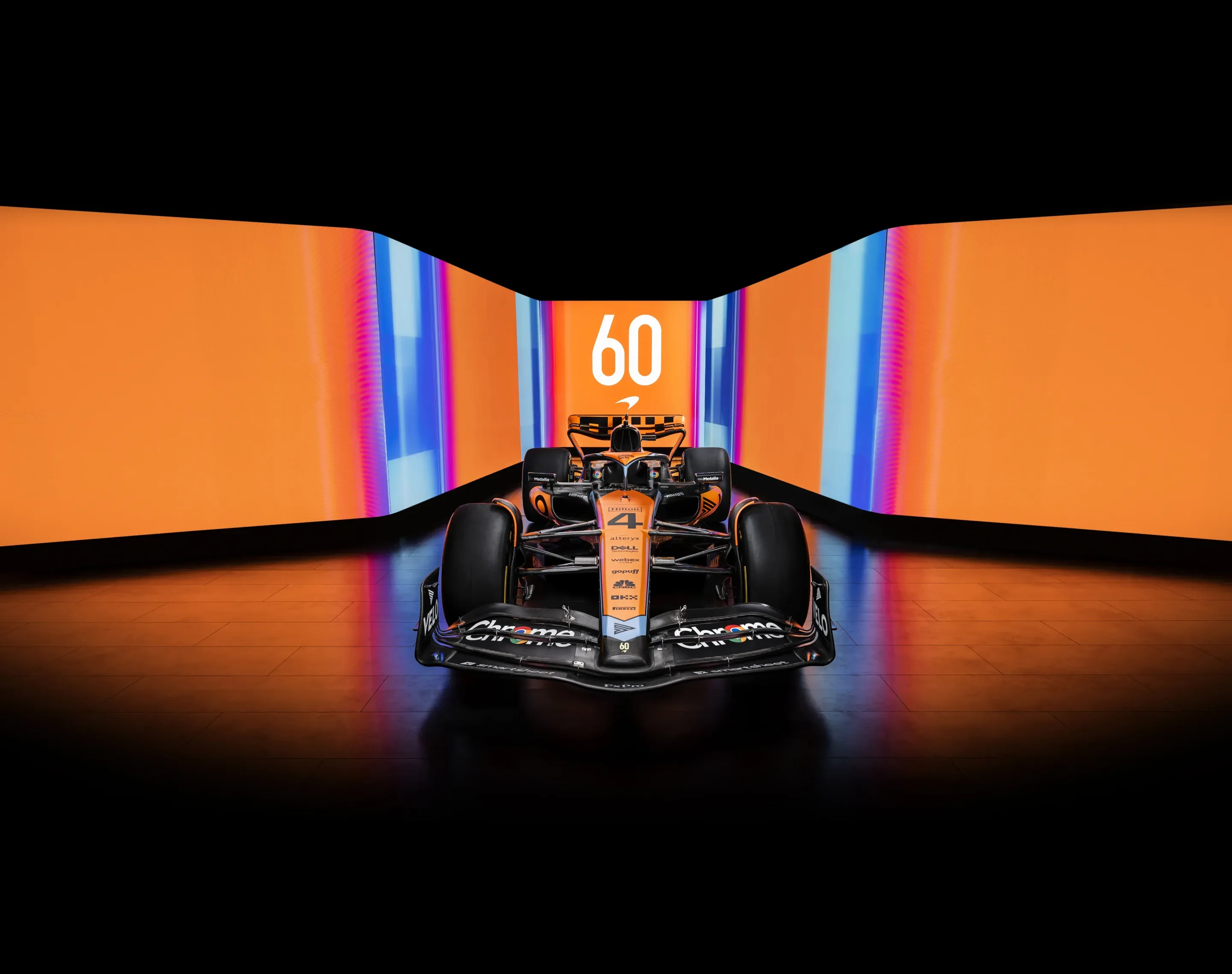 OKX Mclaren - 3